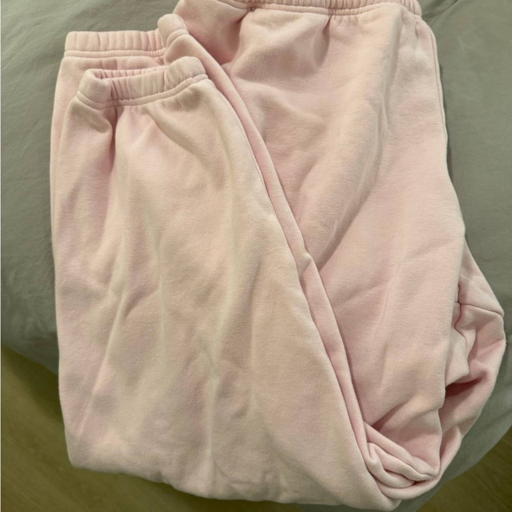 skims cherry blossom women’s jogger sweats